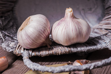 a fresh garlic