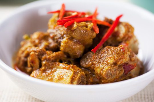 stir fried pork rib with curry paste,thai food