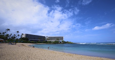 Relaxing beach holiday in a private bay resort in Hawaii's North Shore