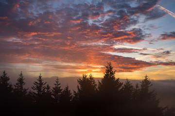 Fototapeta na wymiar Sonnenuntergang in Deutschland