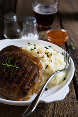 Grilled steak and mashed potatoes