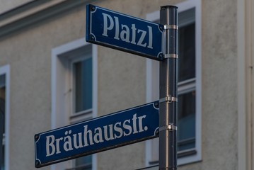Obraz premium Straßenschilder in München