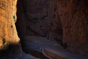 Todra Schlucht, Tinghir, Marokko, < englisch> Todgha Gorge, Tinghir, Morocco
