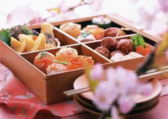 Boxed lunch for cherry blossoms viewing