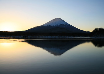 精進湖の逆さ富士