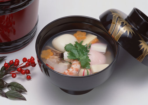 Rice cakes boiled with vegetables