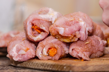 roll, cooking, lunch, process, exclusive, own, home, kitchen, food, raw, juicy, tasty, carrots, cooked