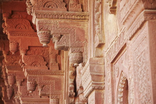 Carvings on Birbal Bhavan, Fatehpur Sikri, Uttar Pradesh