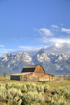 John Moulton Homestead, Barn dating from the 1890s, Mormon Row, Grand Teton National Park, Wyoming
