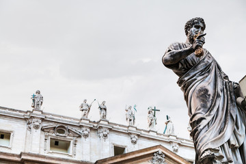 Fototapeta premium Statue Saint Peter close up on piazza San Pietro