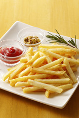 フライドポテト　French fries