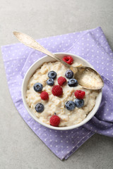  Fruits and cereal for breakfast