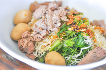 plain Chinese noodle,Chinese noodle with meatball and beef