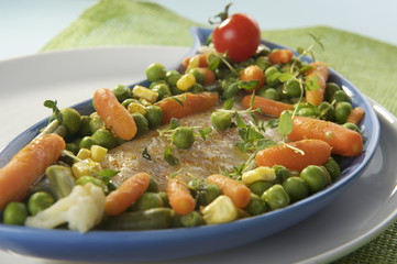 fish with vegetables 
