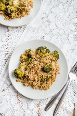 Warm Detox Salad from Quinoa and Broccolli