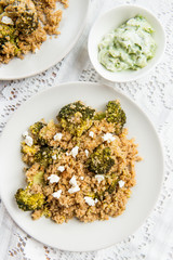 Warm Detox Salad from Quinoa and Broccolli