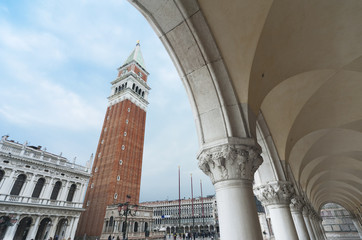 Fototapeta na wymiar Campanile and Doge's palace, Venice, Italy 