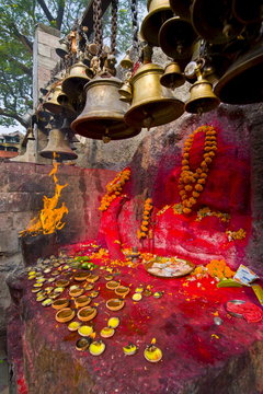 Luck bells for the pilgrims in the Kamakhya Hindu temple, Guwahati, Assam foto de Stock | Adobe Stock Luck bells for the pilgrims in the Kamakhya Hindu temple, Guwahati, Assam foto de Stock | Adobe Stock