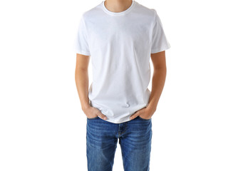 Obraz premium Young man in blank t-shirt on white background, close up