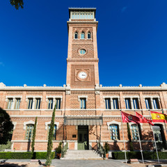 Fototapeta premium Casa Árabe in Madrid against a clear blue sky