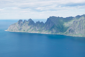 Fototapeta na wymiar Panoramic View from Husfjellet Mountain to Devils Teeth