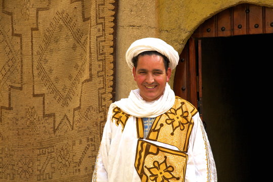Berber man in Berber costume, Merzouga, Morocco