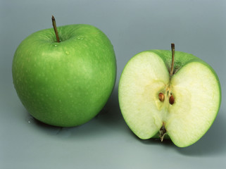 delicious green apple