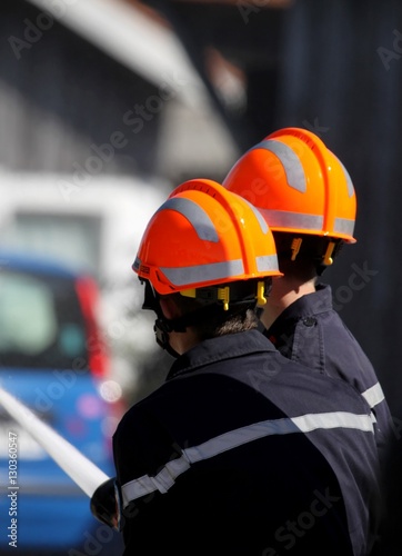 500_F_130360547_qOUVRw5M3rO3isHzMBsNFiZ6u979nxPU.jpg