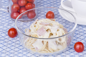 spaghetti carbonara on dish.closeup

