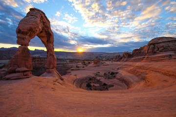 Fototapeta na wymiar Delicate Arch at sunset