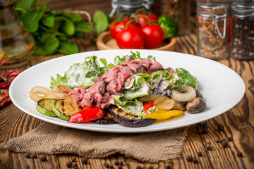 ealthy food, beautiful and tasty food on a plate