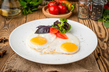 ealthy food, beautiful and tasty food on a plate