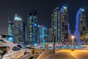 Fototapeta premium Dubai marina in the UAE