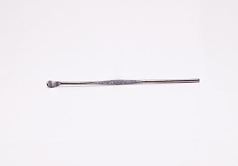 Earpick tool
