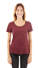 Obraz premium Young woman in blank maroon t-shirt on white background