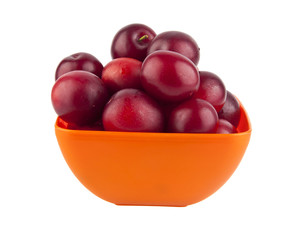 plums in bowl