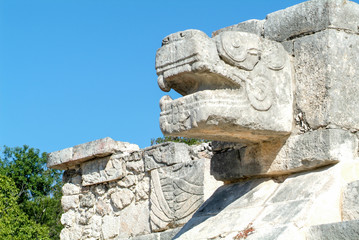 Obraz premium Jaguar heads of the Venus Platform, Chichen Itza
