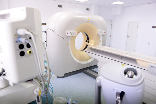 CT scanner in hospital laboratory.

