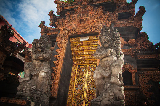 Balinese jungle and architecture