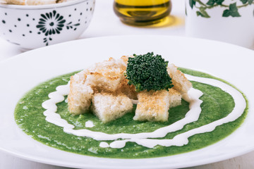 broccoli cream soup