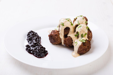 swedish meatballs with blueberry jam