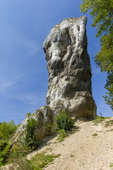 The rock called "cudgel (or bludgeon) of Hercules"