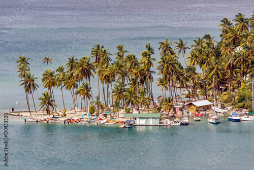 Marigot Bay, Saint Martin, French West Indies бесплатно