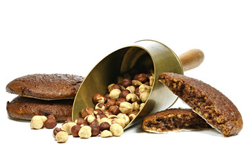 Nürnberger Haselnusslebkuchen isoliert auf weißem Hintergrund