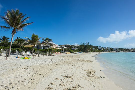 White sand and turquoise water at Sapodilla beach, Providenciales, Turks and Caicos