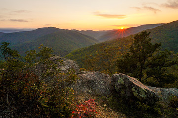 20-Minute Cliffs Overlook sunset, Blue Ridge Parkway