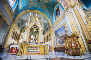 Fototapeta na wymiar Interior of Santo Domingo Church in Quito, Ecuador