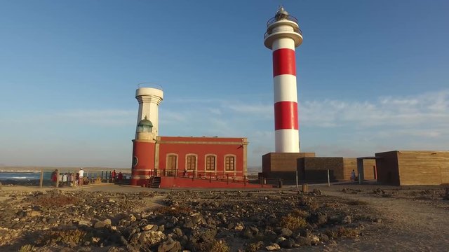 Fuerteventura, Isole Canarie: vista del faro del Toston, vicino al villaggio di pescatori di El Cotillo, il 3 settembre 2016 (Ultra High Definition, UltraHD, Ultra HD, UHD, 4K, 2160P, 3840x2160)