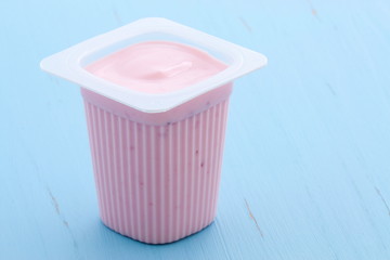 strawberry yogurt