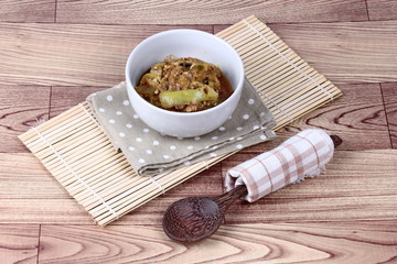 Green chili dip as Nam Prik Num served.